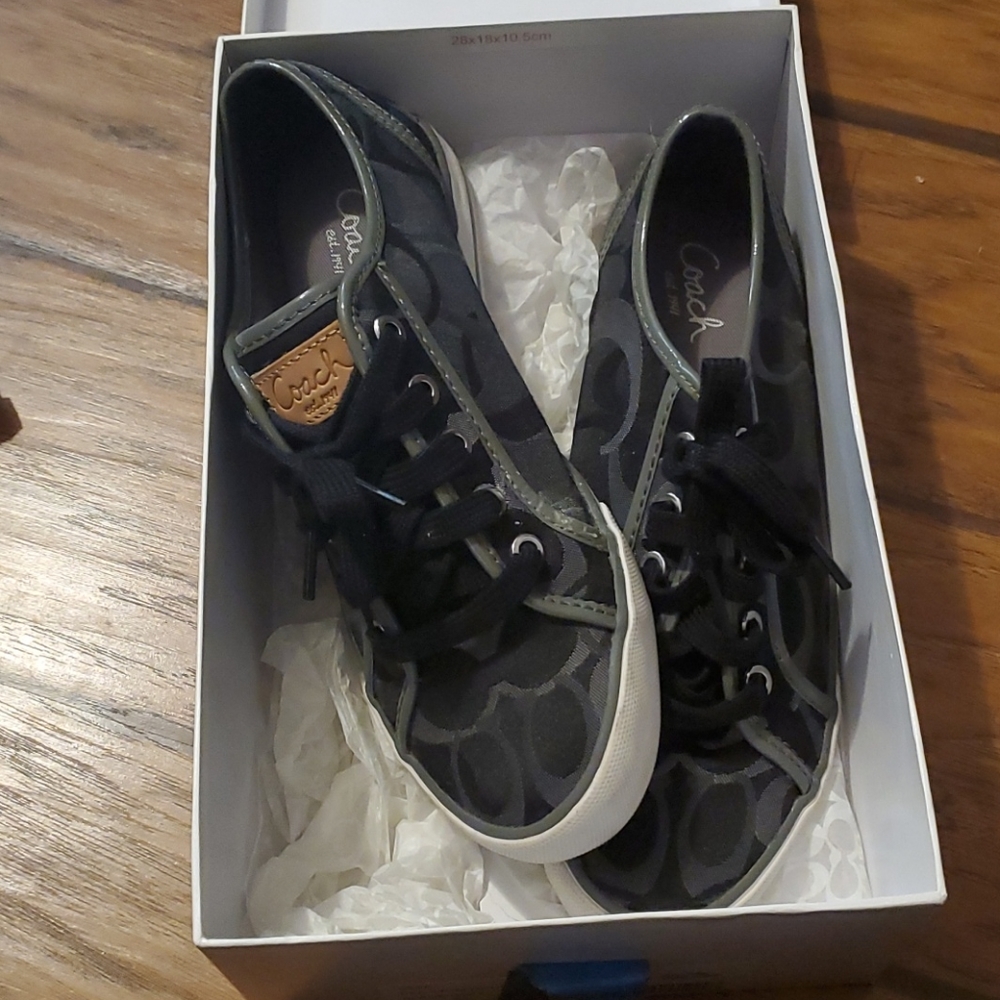 Signature Coach sneakers